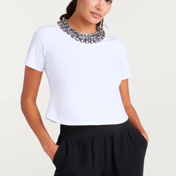 Laura Crystal Necklacece - Picture 5 of 5